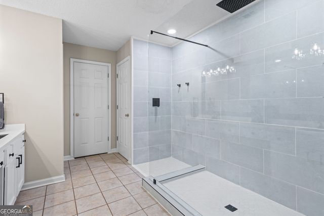1335 Lyndhurst Way, Roswell, GA 30075