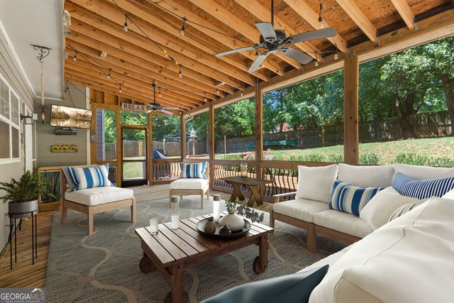 1335 Lyndhurst Way, Roswell, GA 30075