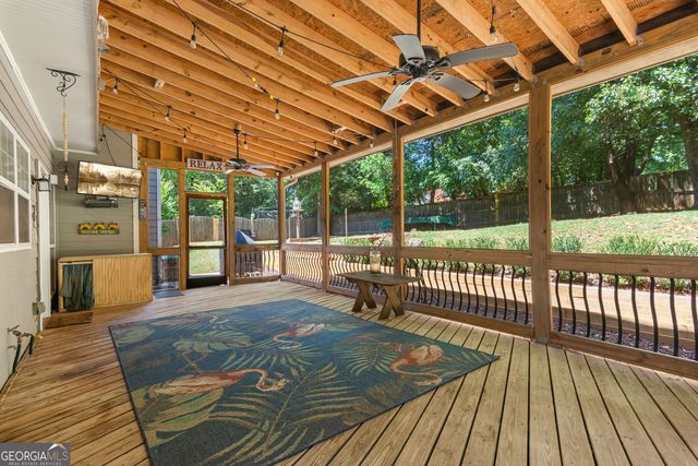 1335 Lyndhurst Way, Roswell, GA 30075
