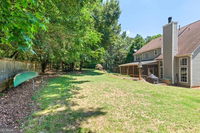 1335 Lyndhurst Way, Roswell, GA 30075