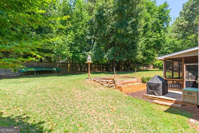 1335 Lyndhurst Way, Roswell, GA 30075