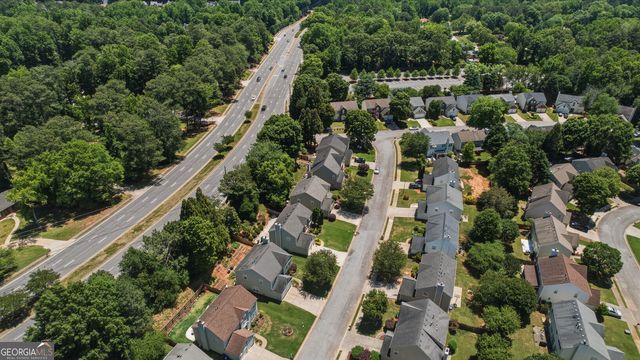 1335 Lyndhurst Way, Roswell, GA 30075