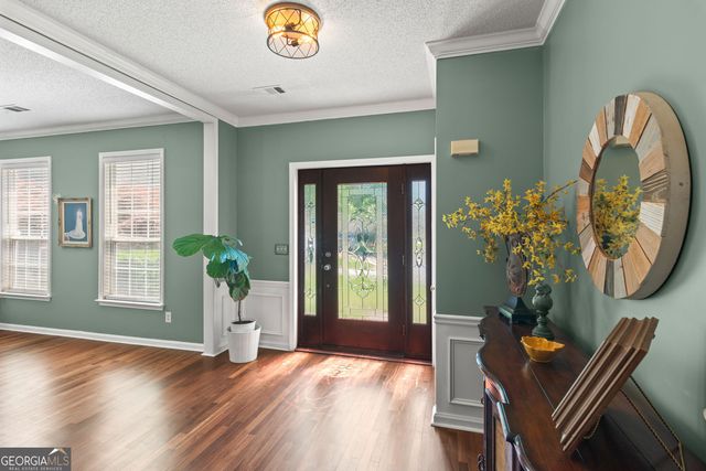 1335 Lyndhurst Way, Roswell, GA 30075