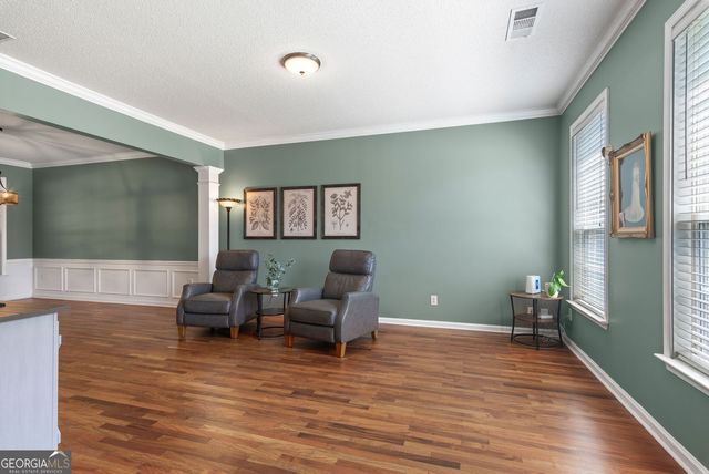 1335 Lyndhurst Way, Roswell, GA 30075