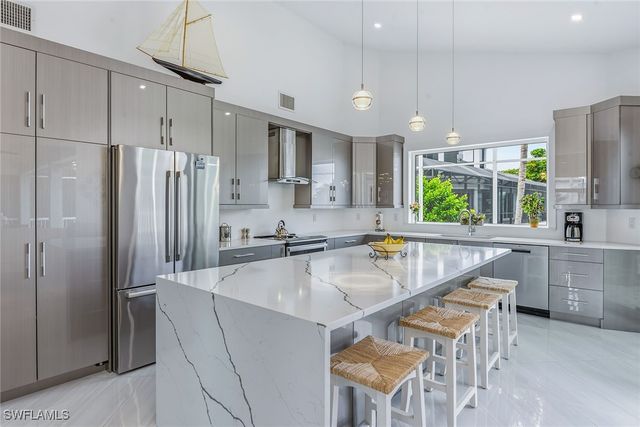 200 N Barfield DR, Marco Island, FL 34145