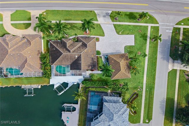 200 N Barfield DR, Marco Island, FL 34145