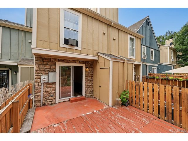 15566 E Louisiana Ave, Aurora, CO 80017