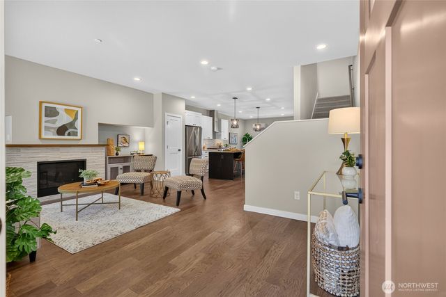 1078 Cabin Creek Lane SW, Issaquah, WA 98027