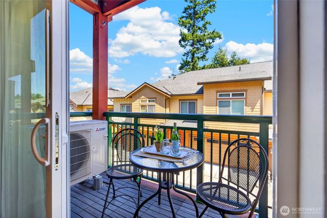 1078 Cabin Creek Lane SW, Issaquah, WA 98027