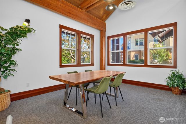1078 Cabin Creek Lane SW, Issaquah, WA 98027