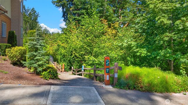 1078 Cabin Creek Lane SW, Issaquah, WA 98027
