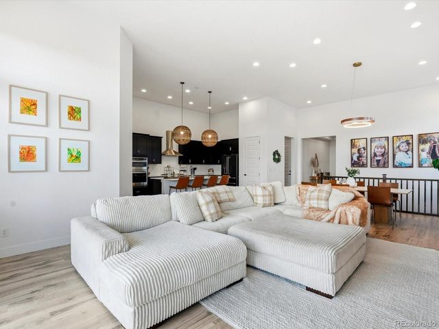 3268 Carabiner Street, Castle Rock, CO 80108