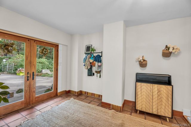 64 Sally Lane, Ridge, NY 11961