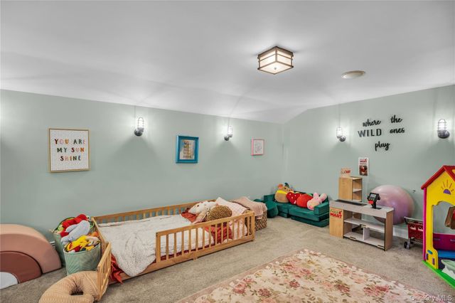 64 Sally Lane, Ridge, NY 11961