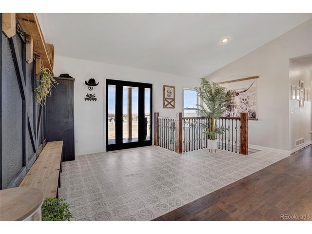 45523 Sun Country Dr, Elizabeth, CO 80107