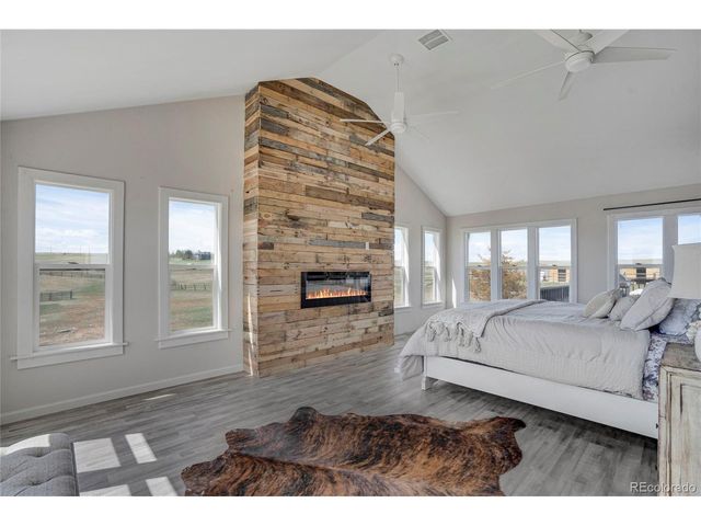 45523 Sun Country Dr, Elizabeth, CO 80107