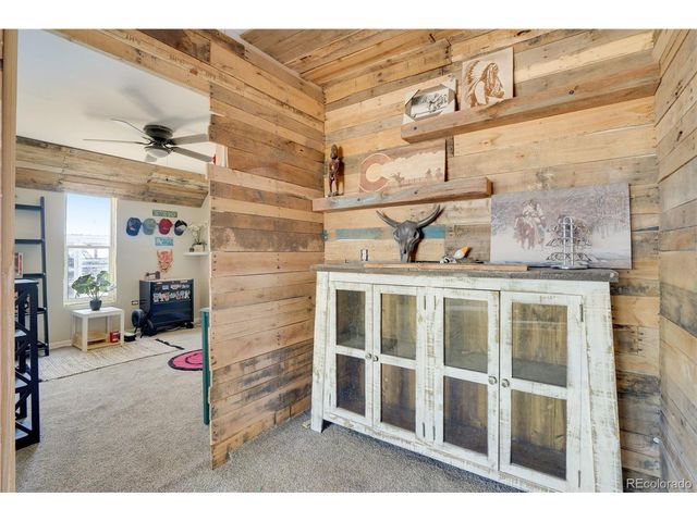 45523 Sun Country Dr, Elizabeth, CO 80107