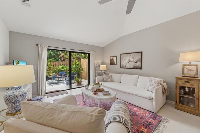 5137 THYME Drive, Palm Beach Gardens, FL 33418