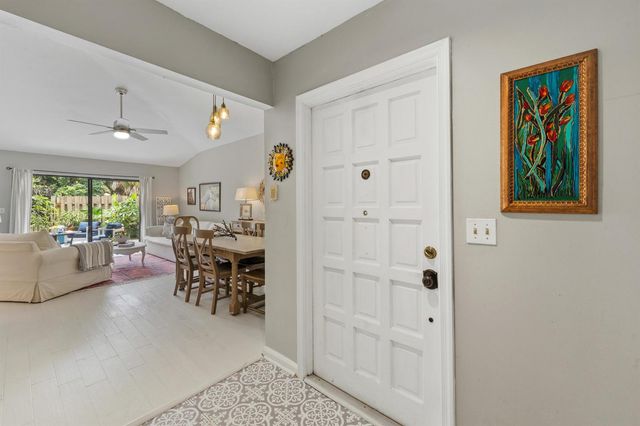5137 THYME Drive, Palm Beach Gardens, FL 33418