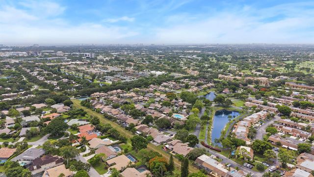 5137 THYME Drive, Palm Beach Gardens, FL 33418