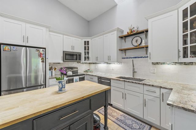 5137 THYME Drive, Palm Beach Gardens, FL 33418