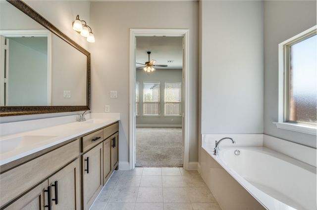 5208 Vista Lago Way, Mansfield, TX 76063