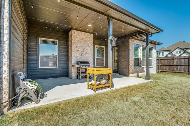 5208 Vista Lago Way, Mansfield, TX 76063