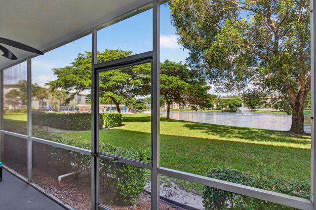 1804 ELEUTHERA Point J1, Coconut Creek, FL 33066