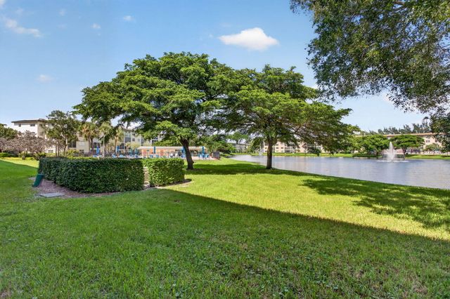 1804 ELEUTHERA Point J1, Coconut Creek, FL 33066