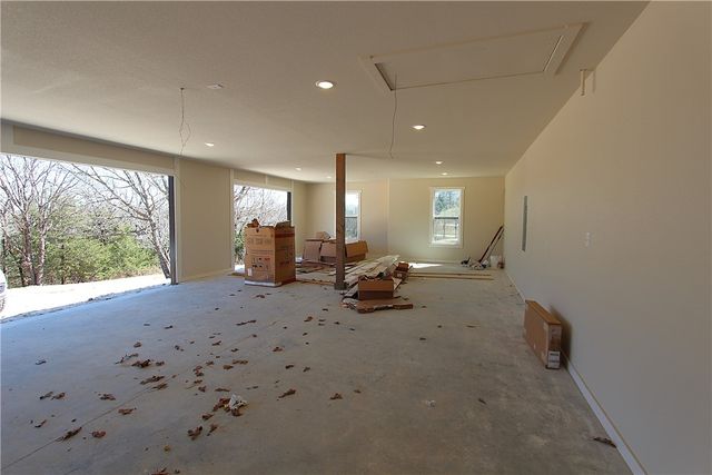 17102 Malico Mountain Road, West Fork, AR 72774