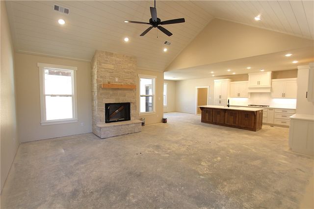 17102 Malico Mountain Road, West Fork, AR 72774