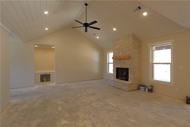 17102 Malico Mountain Road, West Fork, AR 72774