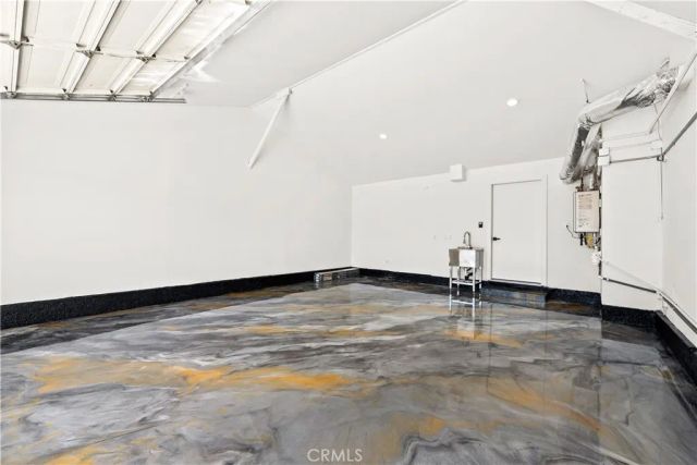3368 California, Costa Mesa, CA 92626