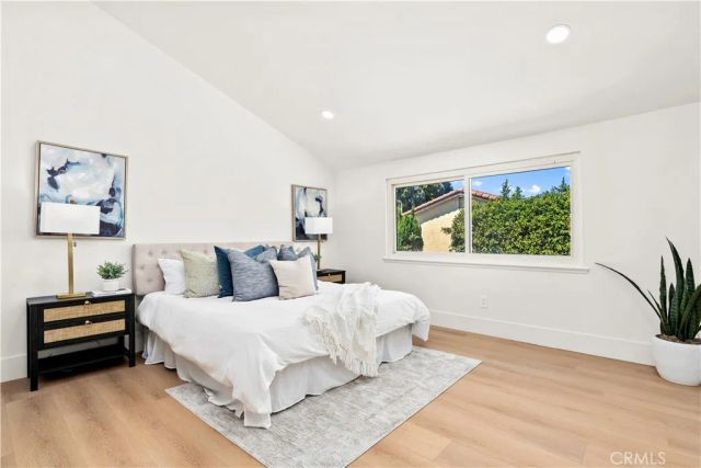 3368 California, Costa Mesa, CA 92626