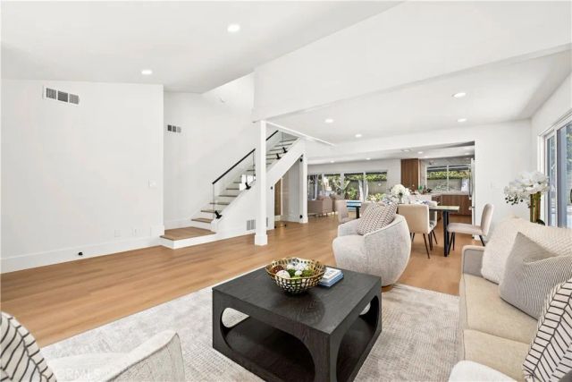3368 California, Costa Mesa, CA 92626