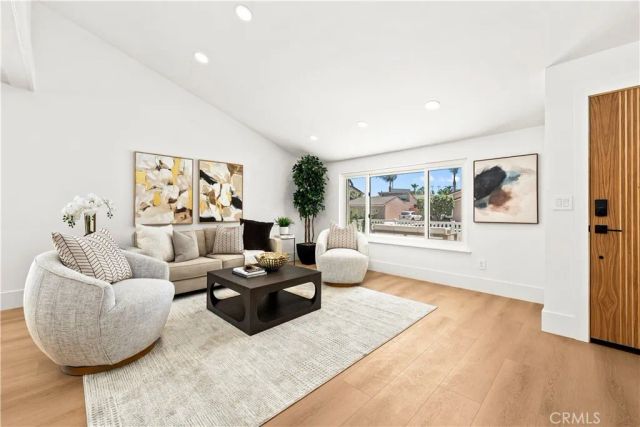 3368 California, Costa Mesa, CA 92626