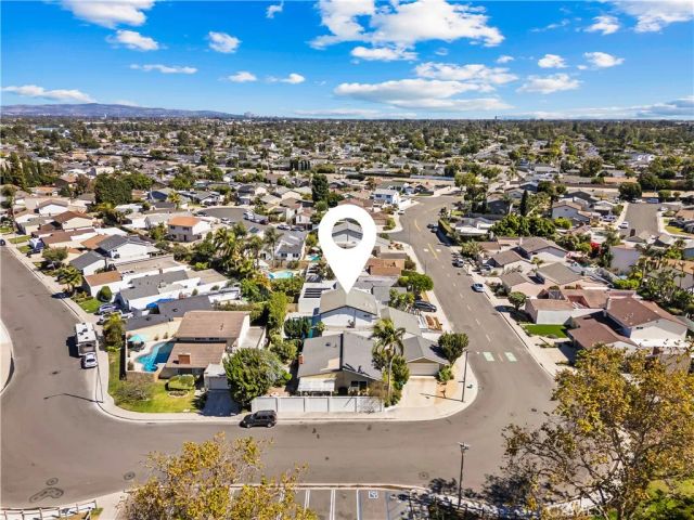 3368 California, Costa Mesa, CA 92626