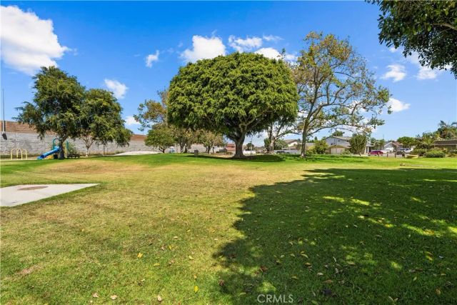 3368 California, Costa Mesa, CA 92626