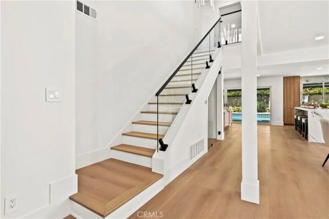 3368 California, Costa Mesa, CA 92626