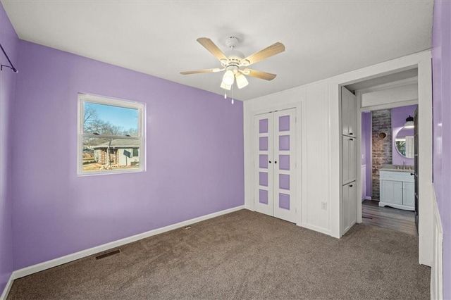 904 E Kaskaskia Street, Paola, KS 66071