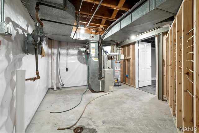 8900 Moritz Avenue, St Louis, MO 63144