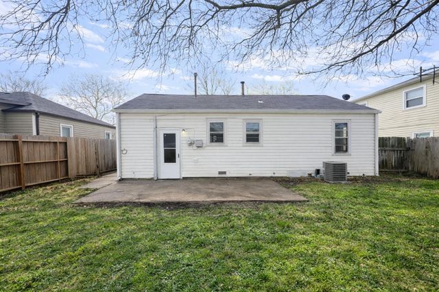 2145 S Estelle, Wichita, KS 67211