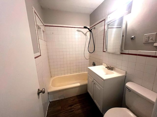 2145 S Estelle, Wichita, KS 67211