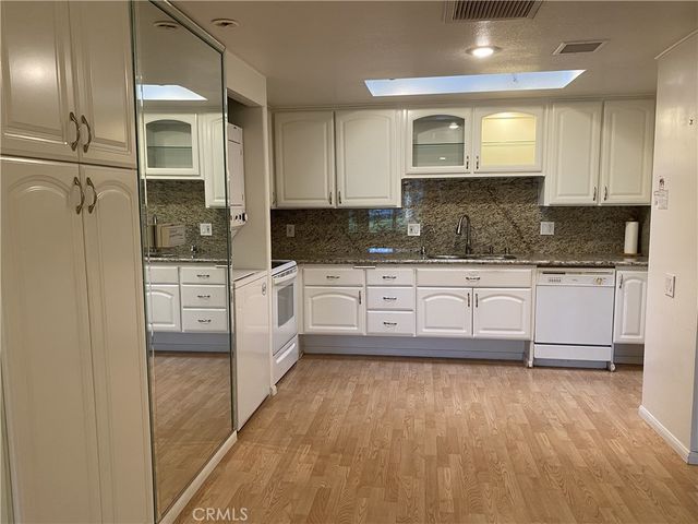 13151 Shawnee Ln., M11-266J, Seal Beach, CA 90740