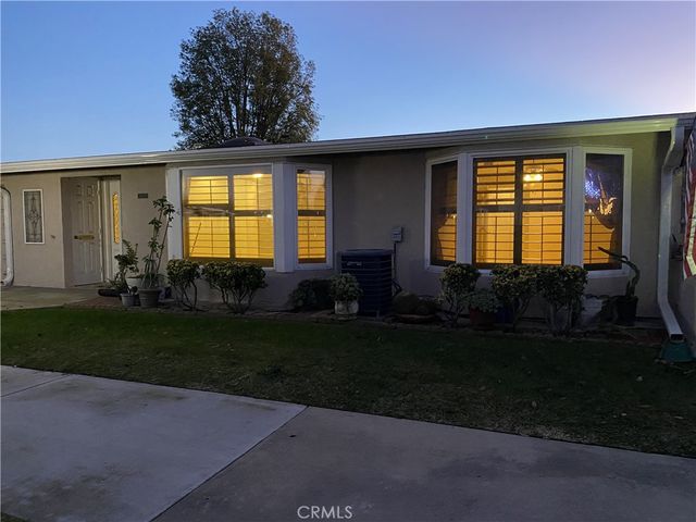 13151 Shawnee Ln., M11-266J, Seal Beach, CA 90740
