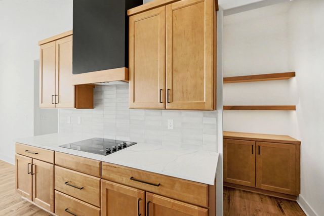 3216 N Bedford Ct, Wichita, KS 67226