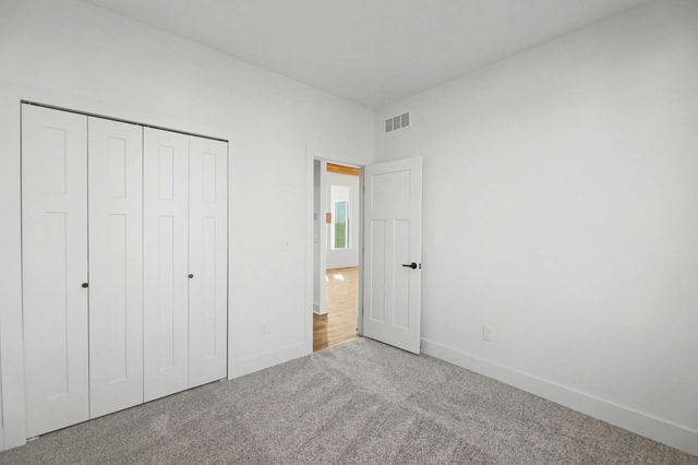 3216 N Bedford Ct, Wichita, KS 67226