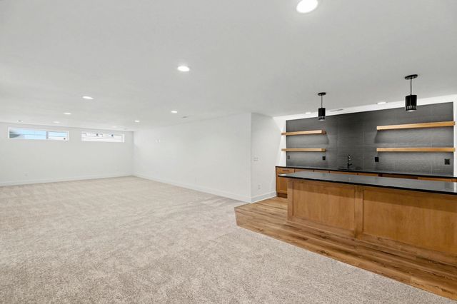 3216 N Bedford Ct, Wichita, KS 67226