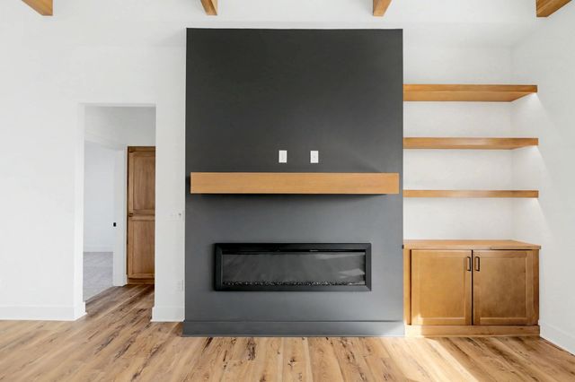 3216 N Bedford Ct, Wichita, KS 67226