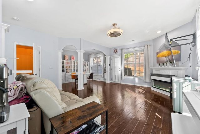 589 Woodland Park Ter, Lawrenceville, GA 30043